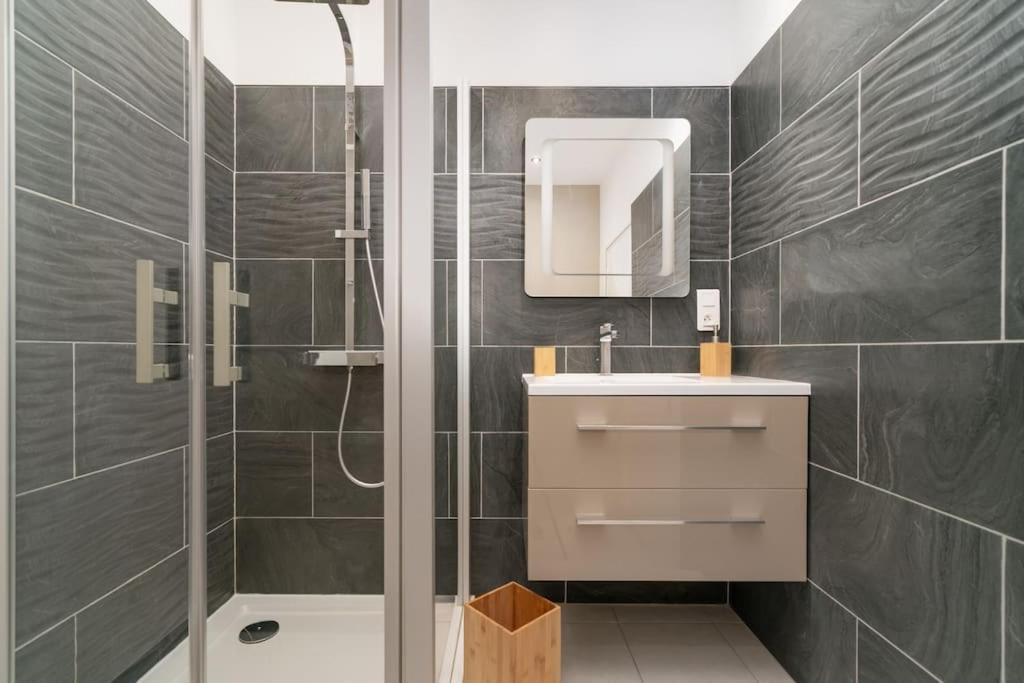 Superbe Appartement A Une Minute A Pied De La Gare Épinal Exteriér fotografie