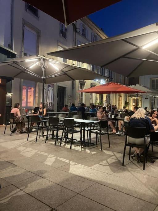 Superbe Appartement A Une Minute A Pied De La Gare Épinal Exteriér fotografie